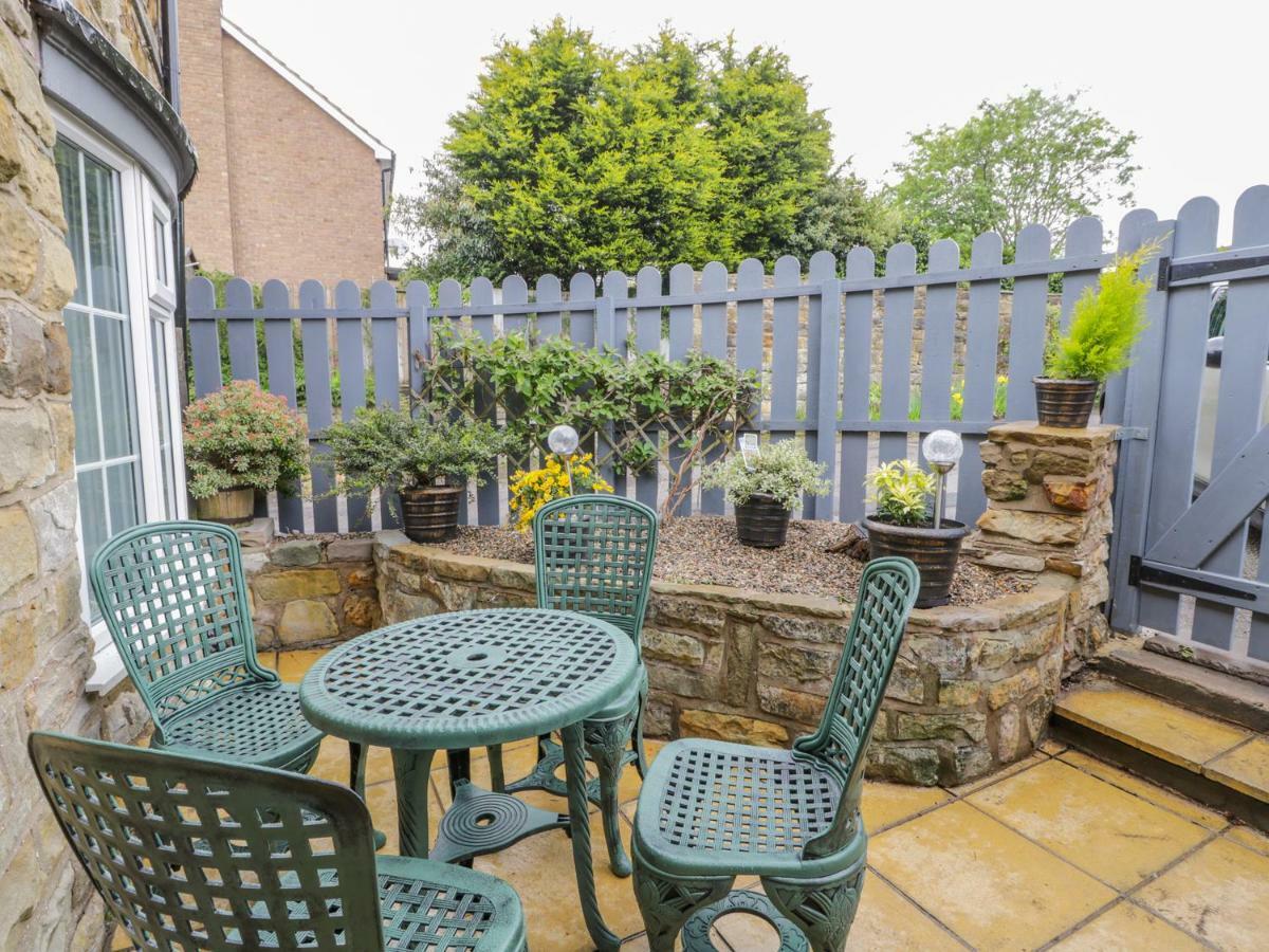 11A High Street Villa Scarborough Bagian luar foto